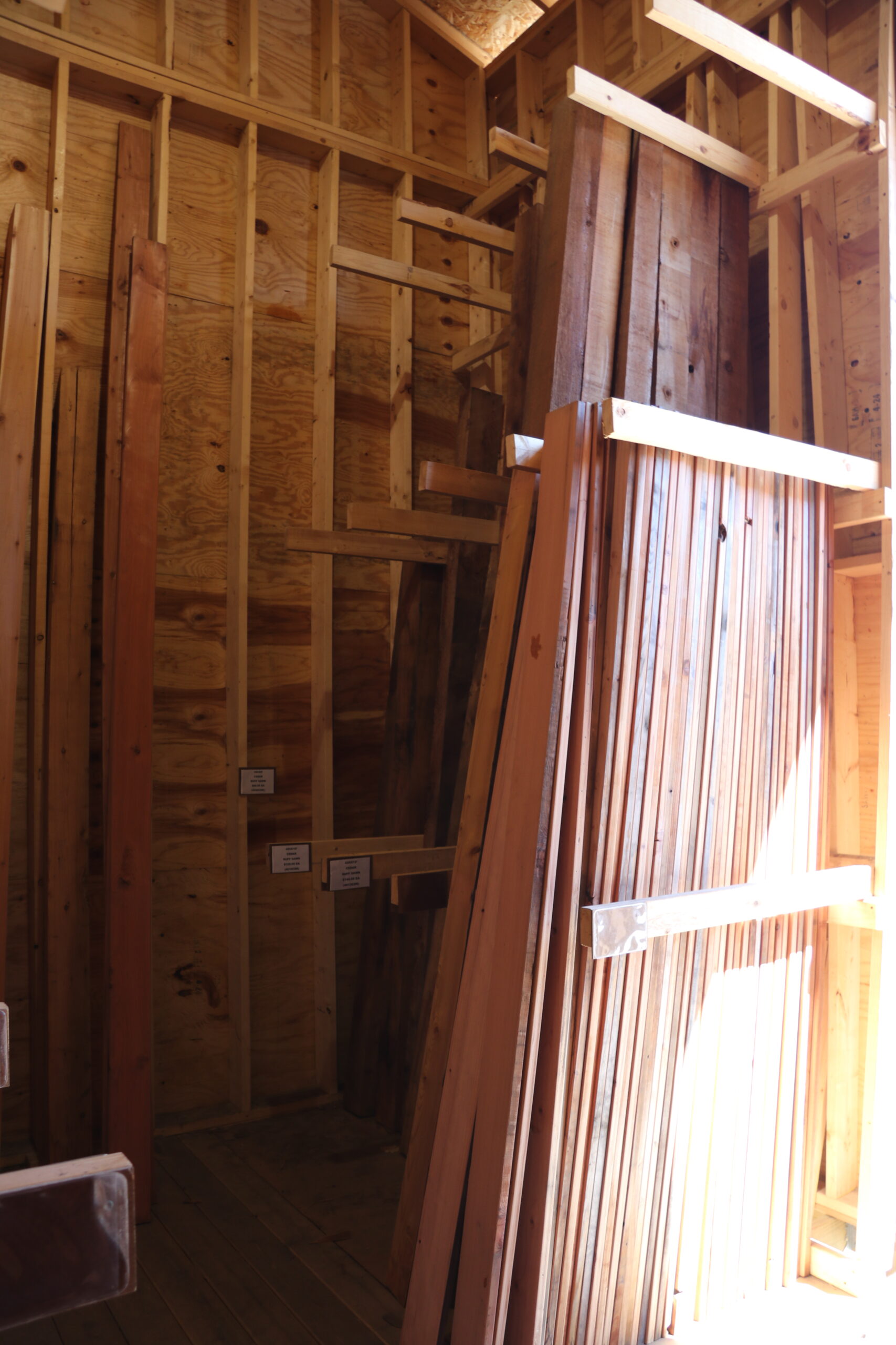 redwood cedar planks and posts minneapolis siwek lumber and millwork corp ne mpls